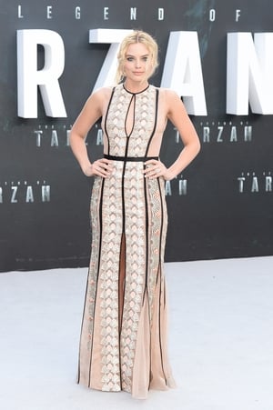 Looking marvelous in Miu Miu at the European premiere of 'The Legend Of Tarzan' in 2016. The sequin details of the dress and her wavy hairstyle are wonderful!