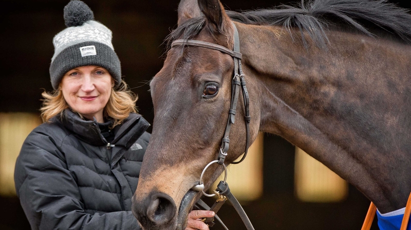 Sandra Hughes with Thunder and Roses