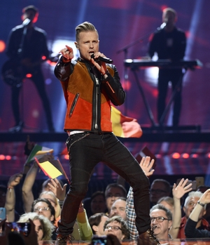 Boyband dance moves and perfect blonde hair from Nicky Byrne in 2016. He was robbed!