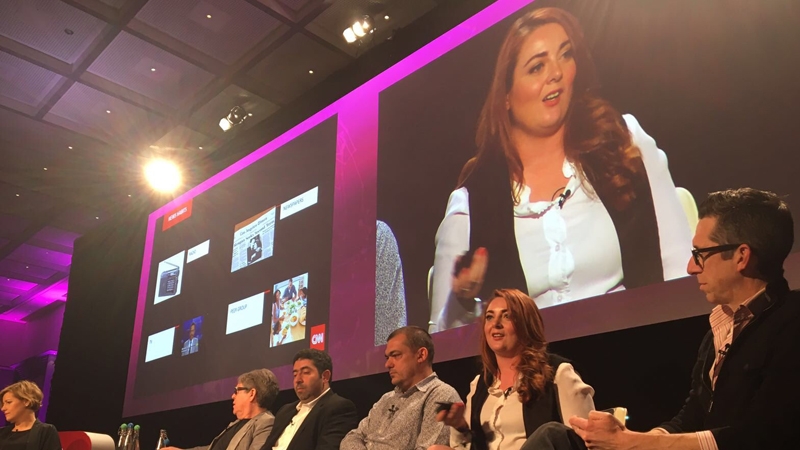 Samantha Barry discussing "Is Journalism Dead?" at Mojocon 2017