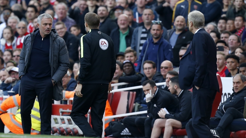 Mourinho and Wenger have words with the fourth official