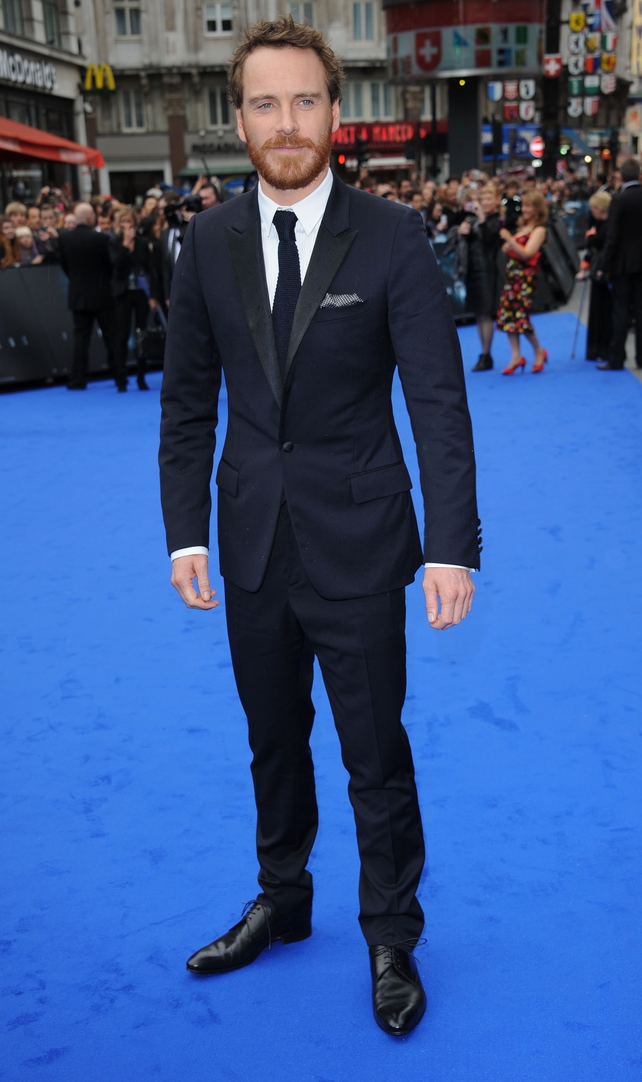 Beard + tux = perfection for Michael Fassbender! The actor was attending the world premiere of 'Prometheus' in 2012. We love those shiny shoes.