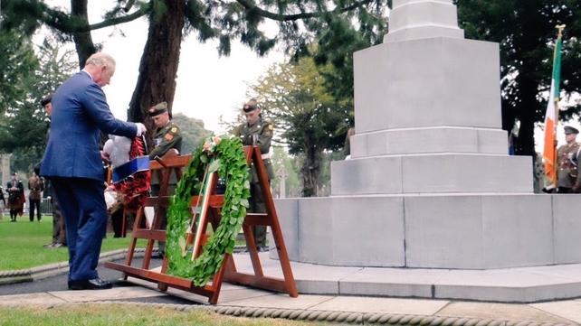 Charles lays a wreath at the WWI memorial at Glasnevin Cemetery (Pic: Clarence House)