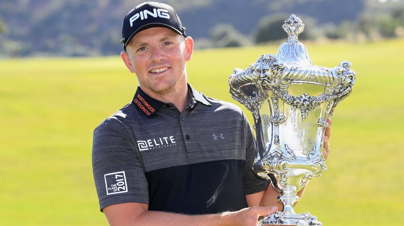 Matt Wallace with the Open de Portugal trophy