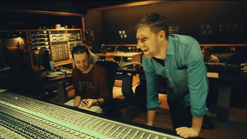 Niall Horan releases video for Slow Hands