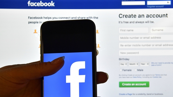 Death and Social Media: "I got a friend request from my brother w