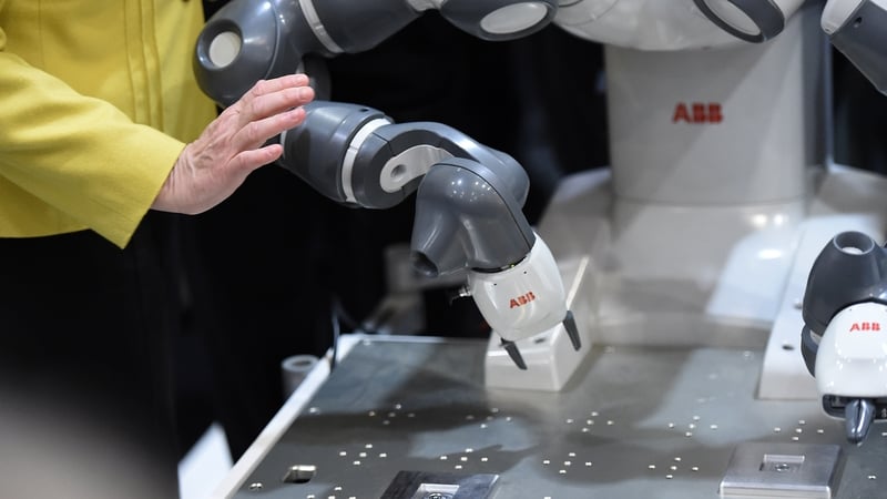 Study foresees robots swiftly replacing humans in the accounting, client management, industrial, postal and secretarial sectors