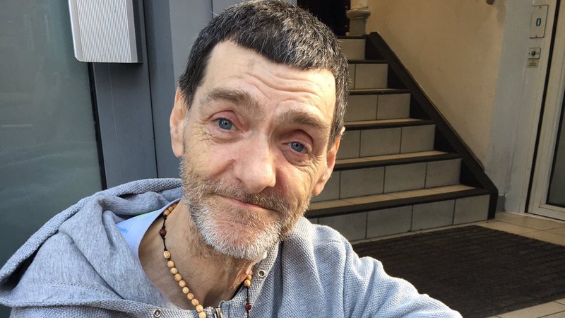 Ian Read helped two teenage girls injured in the attack