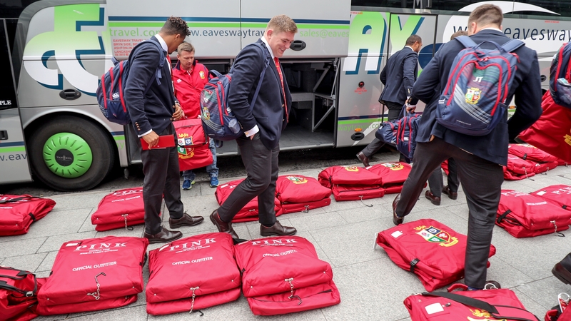 Tadhg Furlong and the rest of the Lions attempt to figure out which bag is theirs