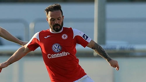 Raffaele Cretaro struck the woodwork