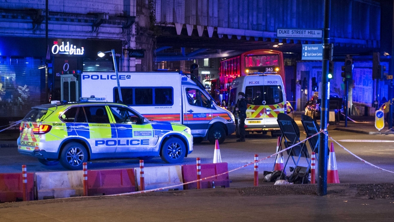 Police and emergency services responded to calls at around 10pm