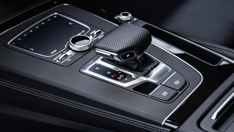 Automatic gearboxes are fitted to all hybrid cars.