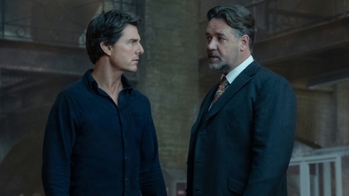 Cruise and Crowe face off in The Mummy