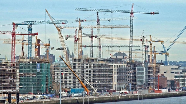 Nationwide industrial action by crane drivers is possible from 13 July