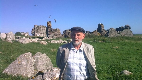 Danny Sheehy made regular appearance on RTÉ Raidió na Gaeltachta and RTÉ Radio 1