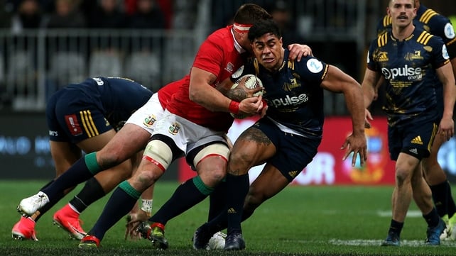 Malakai Fekitoa bundles past a tackle