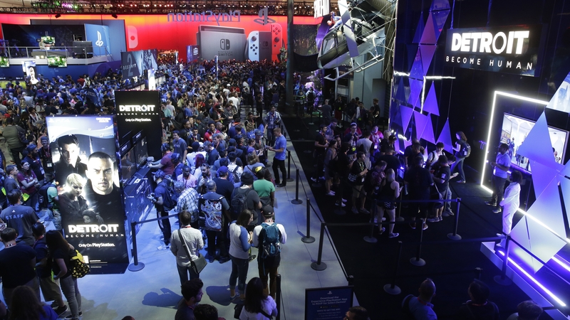 Richard Windsor said games aimed at smartphone and tablet users are a "glaring omission" on the E3 convention floor