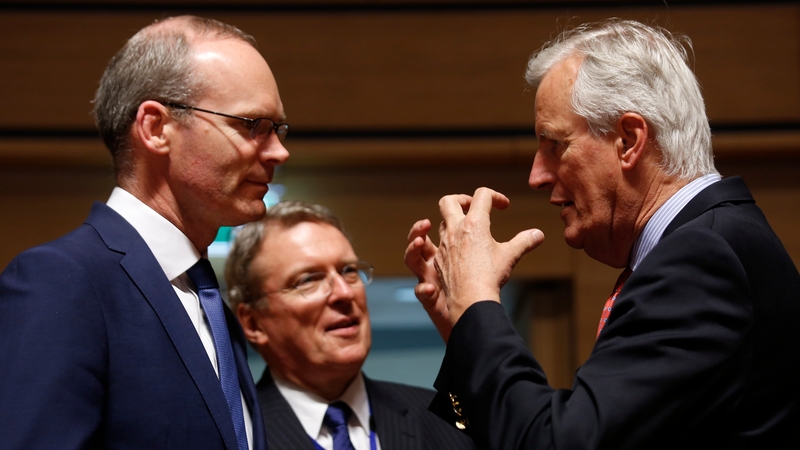 Simon Coveney with EU chief Brexit negotiator Michel Barnier