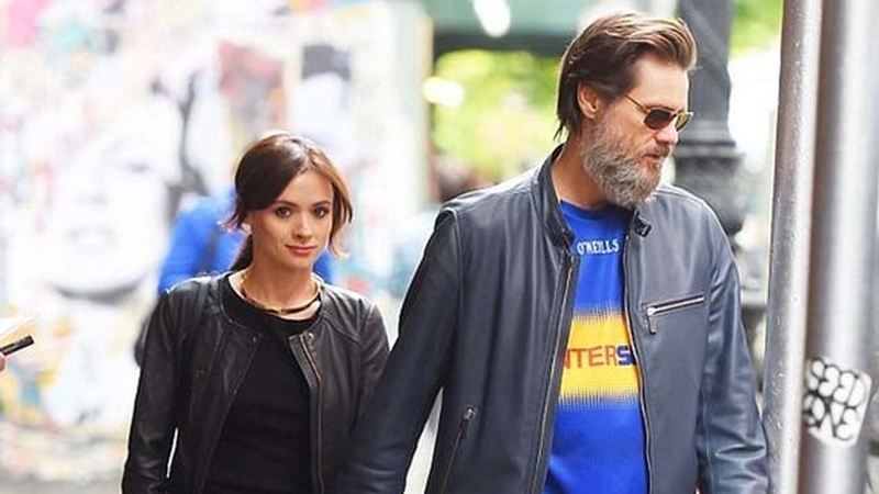 Cathriona White pictured with Jim Carrey