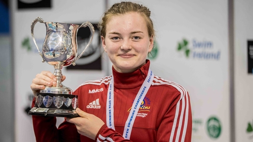 Mona McSharry stormed to gold in the 50m breaststroke