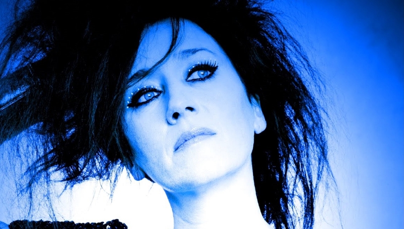 Maria Doyle Kennedy features in the live Simply Folk special