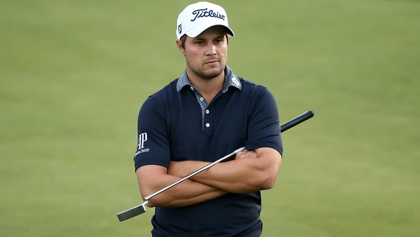 Peter Uihlein shares the lead in Paris