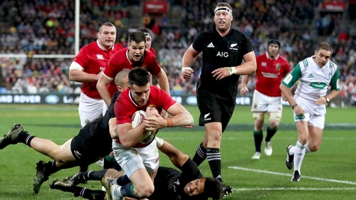Conor Murray scores the crucial try that helped the Lions to victory