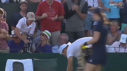 The towel snatching incident has caused a stir on Twitter