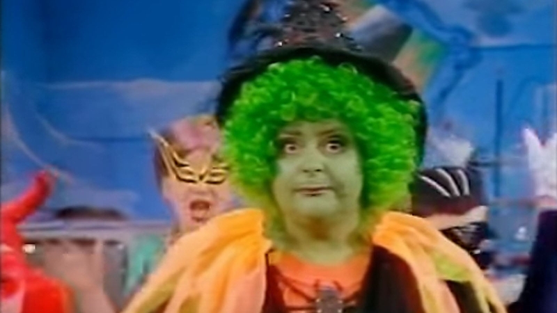 Carol Lee Scott as Grotbags the Witch. Image: YouTube