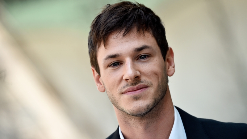 French actor Gaspard Ulliel was spotted at the Paris Fashion Week and made our hearts melt... Click at your own risk!