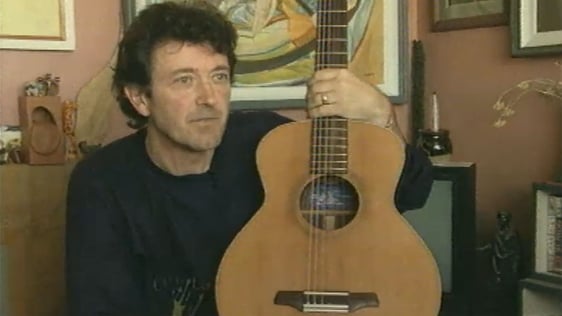 Guitar maker Chris Larkin (1997)