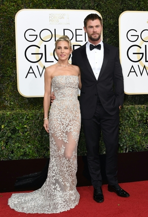 Chris Hemsworth is perfection in this black tux and varnished shoes at the Golden Globe ceremony this year.