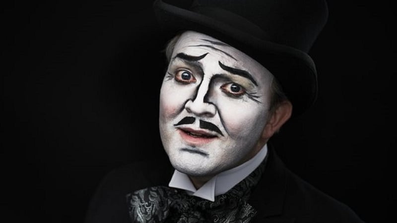 Louis Lovett stars in Corn Exchange's production of Michael West's Dublin By Lamplight.