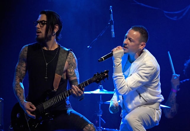 Davew Navarro and Chester perform with the Hellcat Saints at the 2016 Rhonda's Kiss Benifit honoring Johnny Depp in 2016