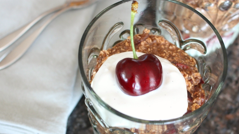 The Wonky Spatula's Black Forest Gateau Overnight Oats