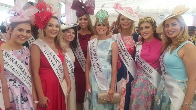Rose of Tralee 2017 gals get together at the Galway Races