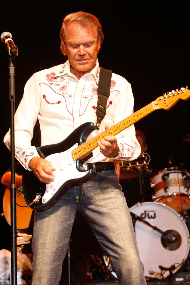 Glen Campbell at California's Country Music Festival, 2008.