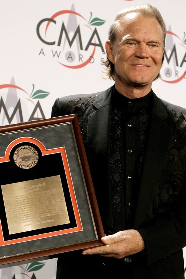 Glen Campbell arrives at the Country Music Awards, New York 2005.