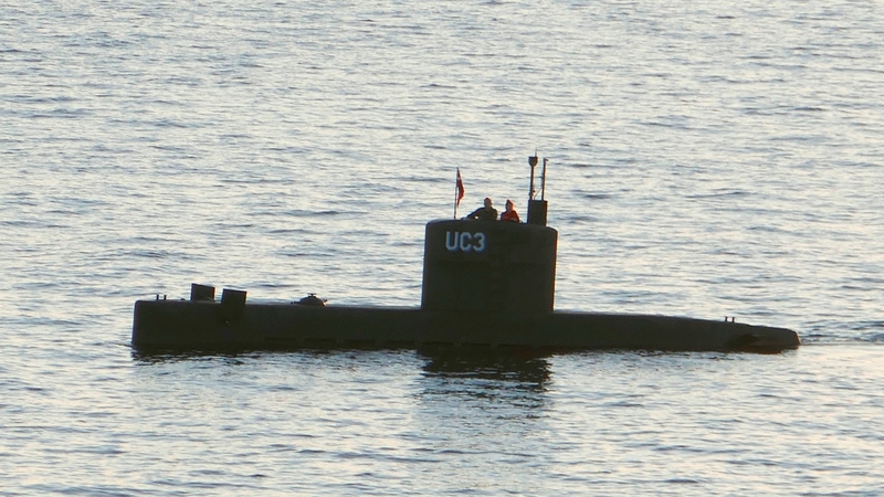 Just after being found, Peter Madsen was rescued and the submarine suddenly sank