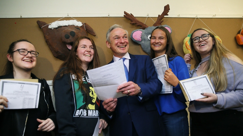 Richard Bruton with (from left) Nadia Corrigan, Sarah Farrelly, Aisling Williams and Faye Donnelly at Maryfield College, Drumcondra