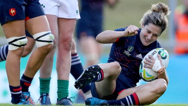 Caroline Ladagnous touches down twice in the first half