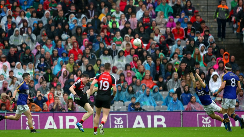 Mayo's Paddy Durcan lands the final score of the game deep into injury time