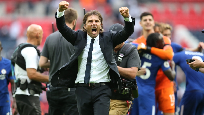 Antonio Conte celebrates at the full-time whistle