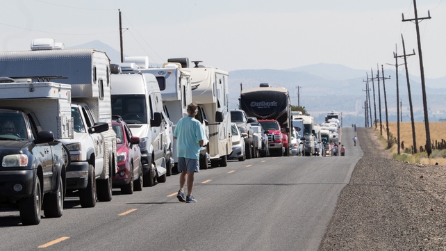 Traffic near Madras, Oregon, which is hosting dozens of eclipse festivals