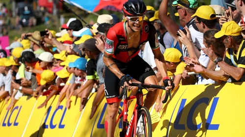 Nicolas Roche is keep the pressure up on Chris Froome