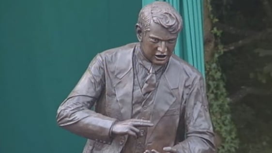 Michael Collins Statue in Clonakilty (2002)