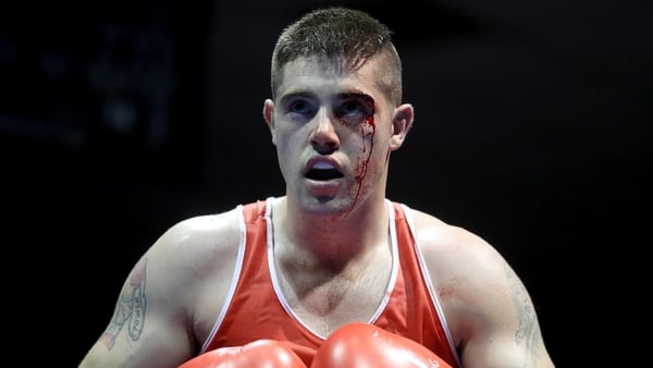 Classy Ward cruises into quarter-finals in Hamburg
