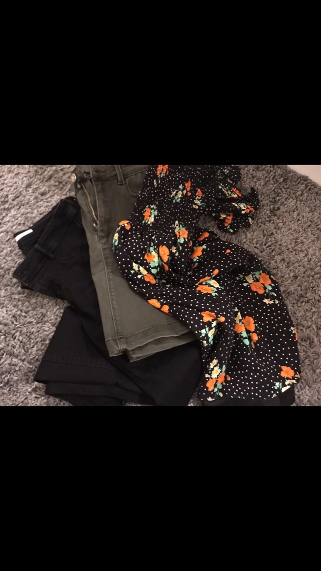Be prepared for all weather. Jeans for the cold days, skirts and dresses for the hot days.