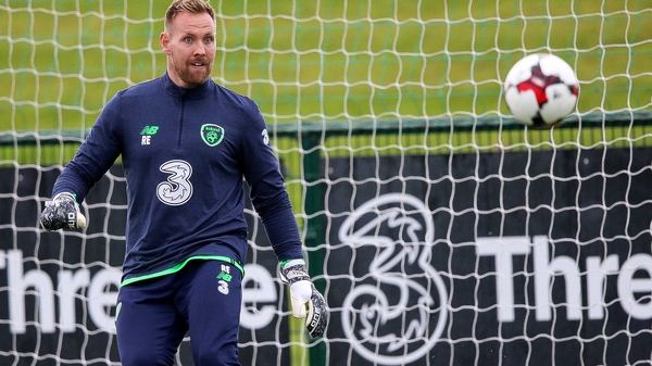 Will Rob Elliot be able to dislodge Darren Randolph?