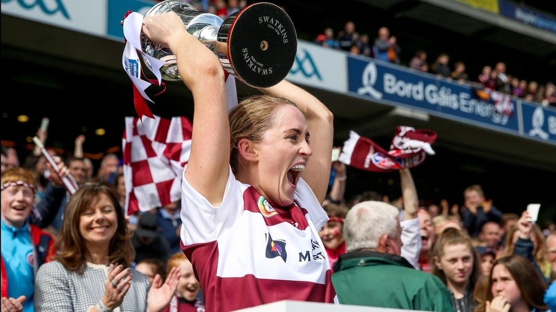 Westmeath captain Fiona Leavy lifts the Kathleen Mills cup